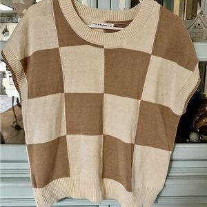 Moon & Madison Cream and Tan Knit Sweater